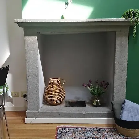 Ferienhaus La Fiascona, Grazioso Monolocale Soppalcato, Centro Bergamo