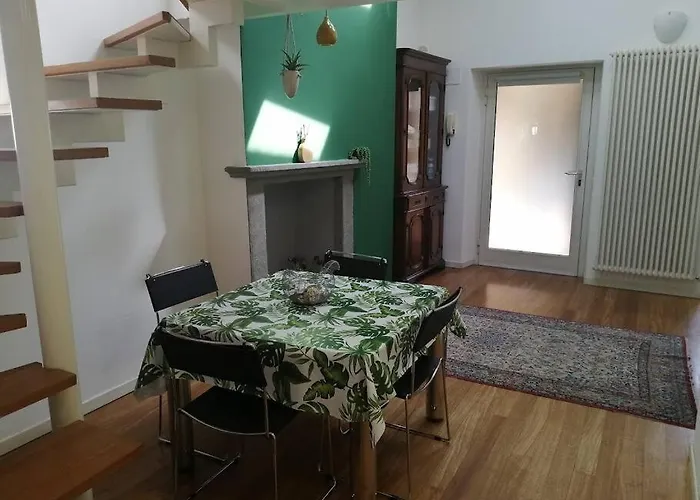 La Fiascona, Grazioso Monolocale Soppalcato, Centro Hébergement de vacances *